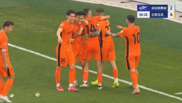 玉昆4-2領(lǐng)先新鵬城！杜加利奇冒頂，徐宏杰得球抽射破門